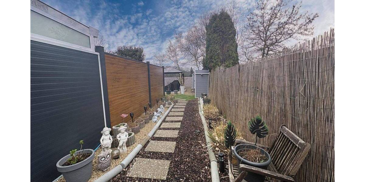 Etagenwohnung Moers Kapellen-Mitte - 3 Zimmer, 110 m&sup2;, 299.000&euro; | Angebot:26092484