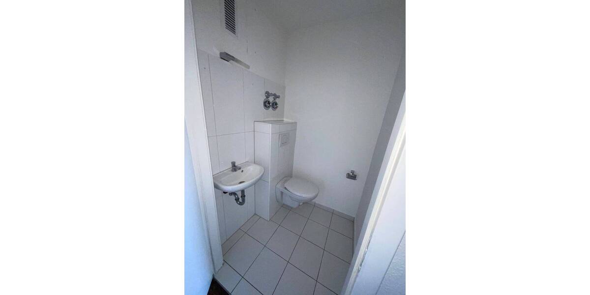 Etagenwohnung Duisburg Aldenrade - 3 Zimmer, 82 m&sup2;, 619&euro; | Angebot:26834784