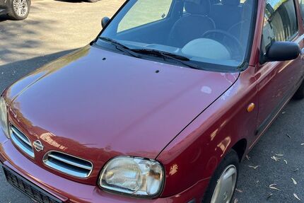 Nissan Micra 57.966 km 900 &euro; Oberhausen 46045