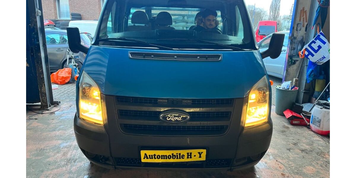 Ford Transit 87.000 km 10.700 &euro; Bottrop 46238