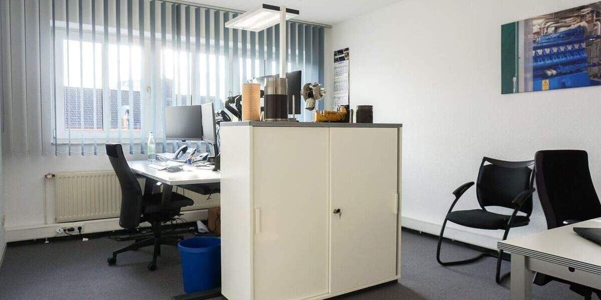 Gewerbeobjekt Geldern - 6 Zimmer, 200 m&sup2;, 1.300&euro; | Angebot:25779537