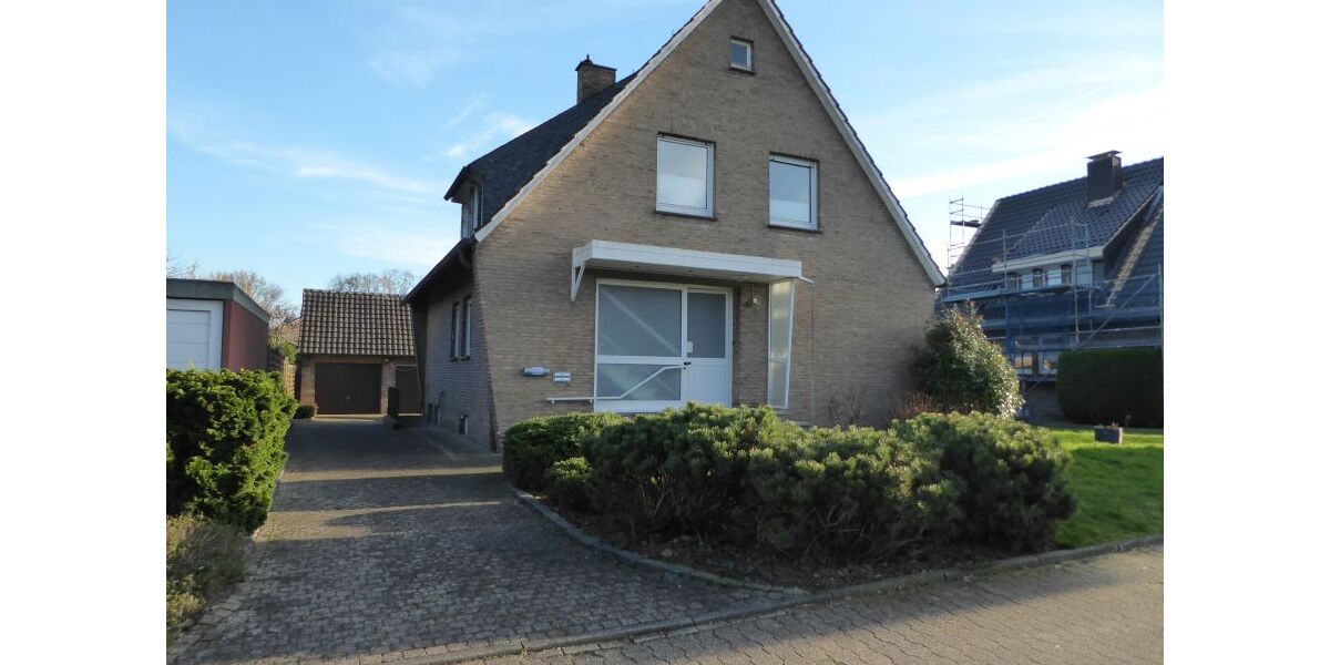 Provisionsfrei* Neu! Geräumiges, solides 2-FH mit Keller in Top Lage !!! - Zweifamilienhaus Wesel Obrighoven-Lackhausen | Angebot:25566115