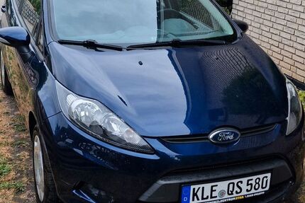 Ford Fiesta 63.000 km 3.899 &euro; Rees-Millingen 46459