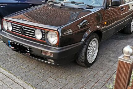 VW Golf 246.887 km 4.490 &euro; Duisburg 47229
