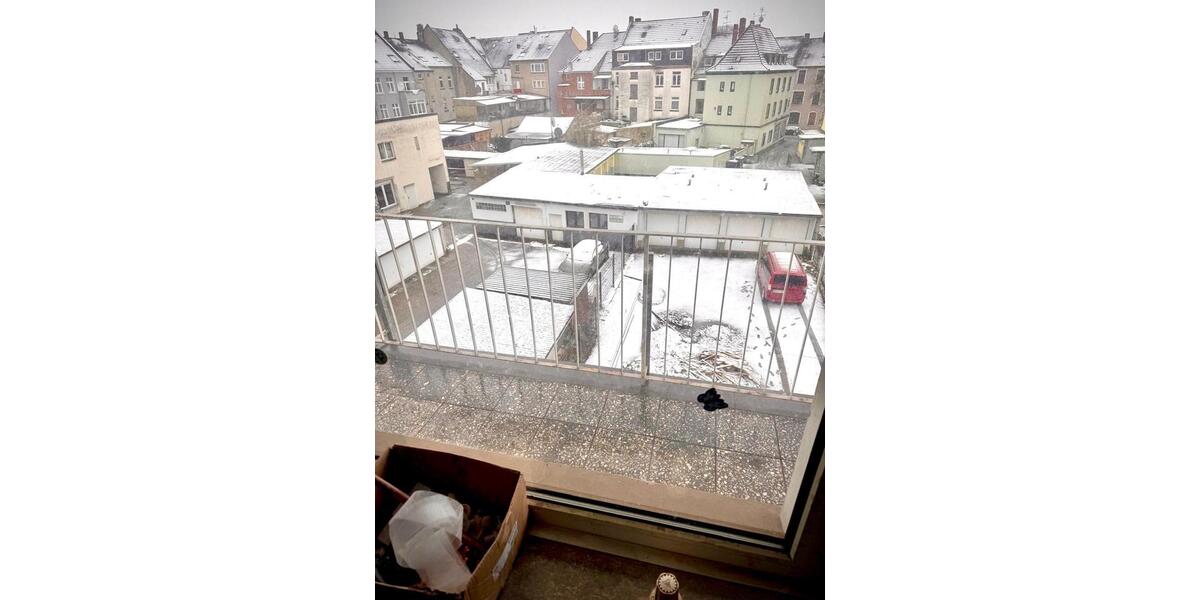 Etagenwohnung Duisburg Rheinhausen - 3 Zimmer, 130 m&sup2;, 900&euro; | Angebot:25131168