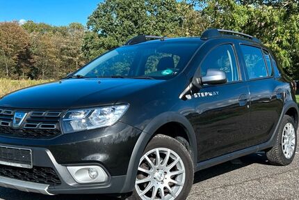 Dacia Sandero 128.400 km 6.990 &euro; Neukirchen-Vluyn 47506