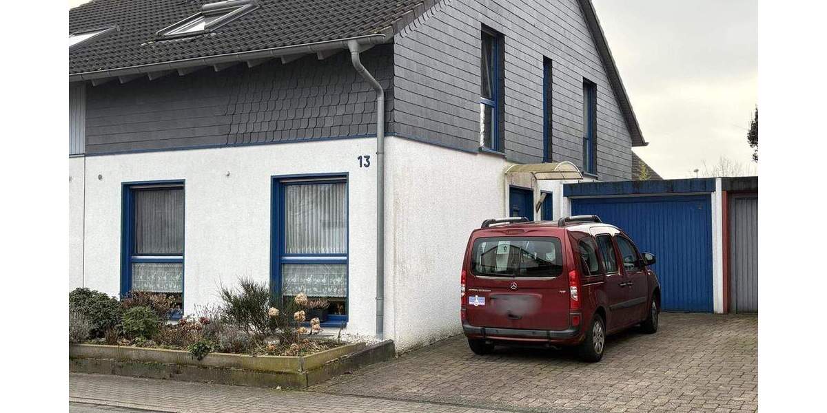 Doppelhaushälfte Moers Kapellen-Mitte - 4 Zimmer, 114 m&sup2;, 399.000&euro; | Angebot:25668381