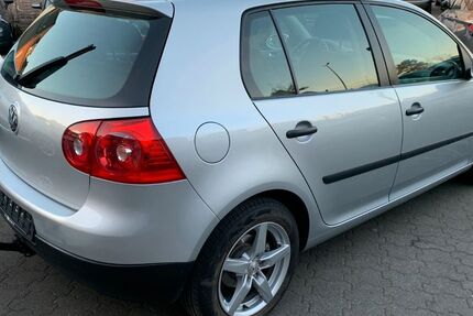 VW Golf 216.000 km 3.850 &euro; Moers 47443