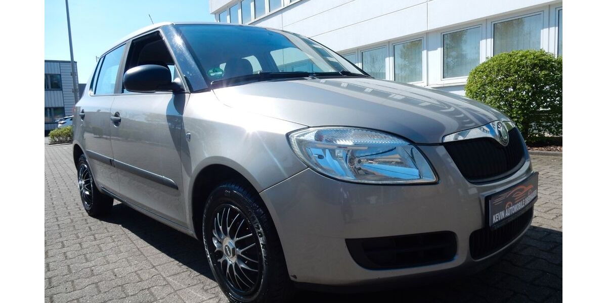 Skoda Fabia 159.341 km 2.500 &euro; Oberhausen 46047