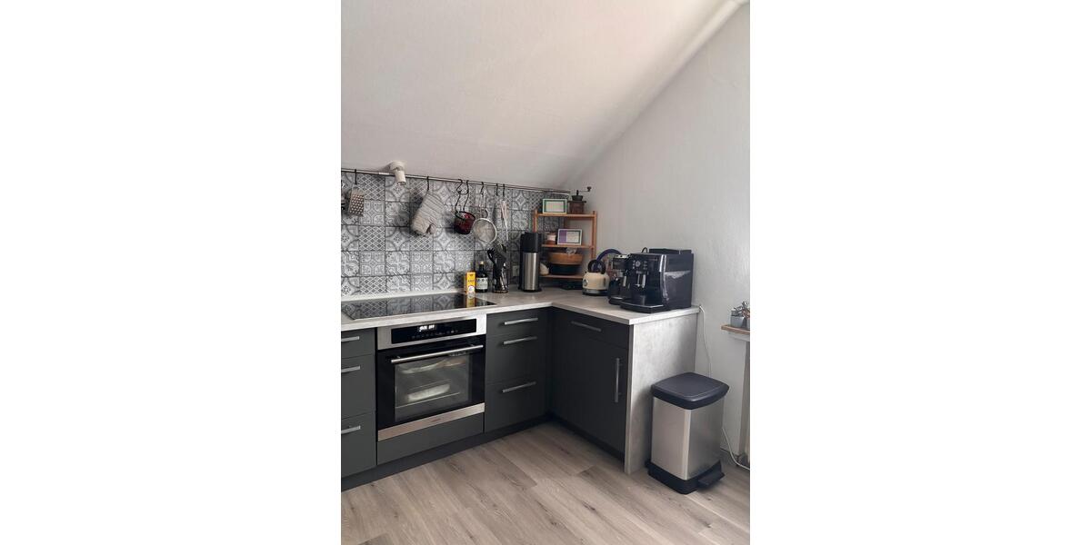 Dachgeschoßwohnung Rheinberg - 2.5 Zimmer, 57 m&sup2;, 140.000&euro; | Angebot:27290661