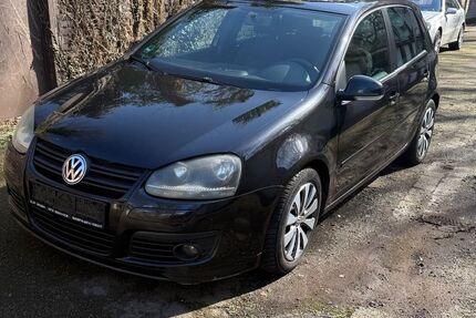 VW Golf 279.000 km 2.700 &euro; Duisburg 47051