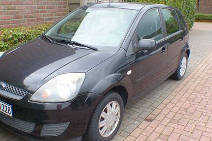 Ford Fiesta 76.888 km 2.900 &euro; Geldern 47608