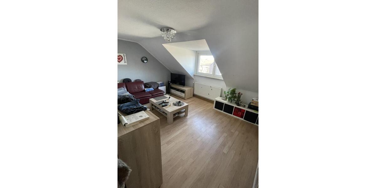 Dachgeschoßwohnung Dinslaken Lohberg - 3 Zimmer, 63 m&sup2;, 550&euro; | Angebot:25857601