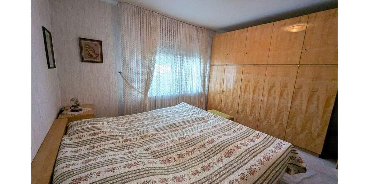 Mehrfamilienhaus, Wohnhaus Voerde - 8 Zimmer, 247 m&sup2;, 499.000&euro; | Angebot:25696499