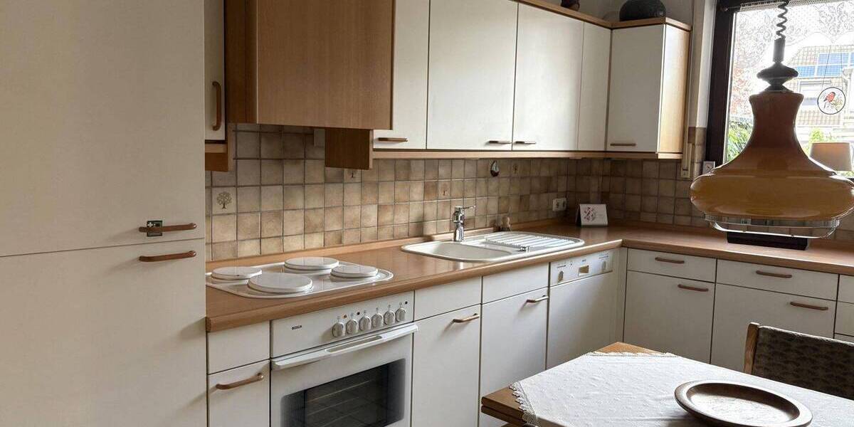 Etagenwohnung Moers Hülsdonk - 4 Zimmer, 104 m&sup2;, 279.000&euro; | Angebot:26595182