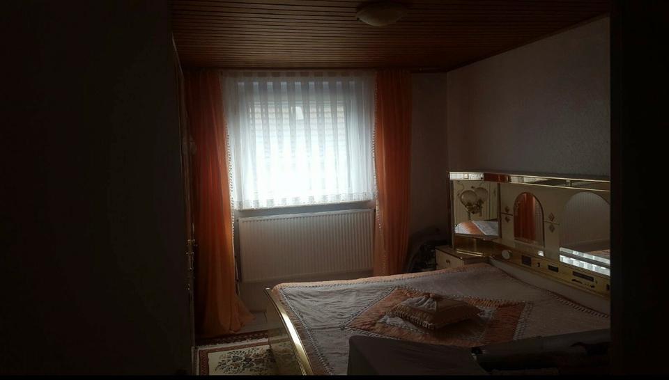 Etagenwohnung Duisburg Hamborn - 3 Zimmer, 98 m&sup2;, 98.000&euro; | Angebot:25858350