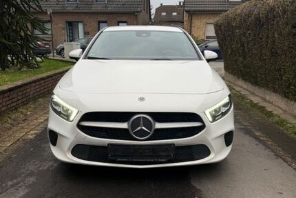 Mercedes-Benz A 180 283.000 km 12.500 &euro; Moers 47441