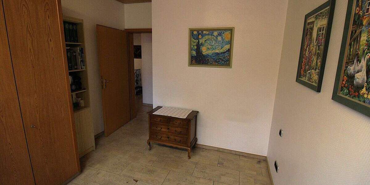 Mehrfamilienhaus, Wohnhaus Gladbeck Zweckel - 6 Zimmer, 150 m&sup2;, 385.000&euro; | Angebot:25775469