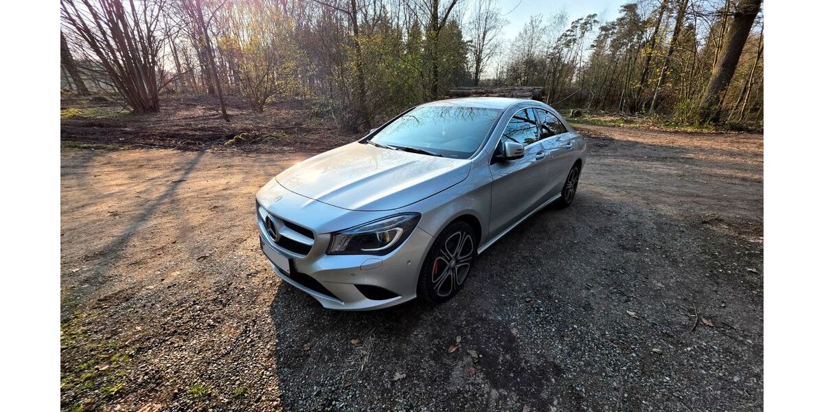 Mercedes-Benz CLA 200 158.000 km 15.490 &euro; Xanten 46509