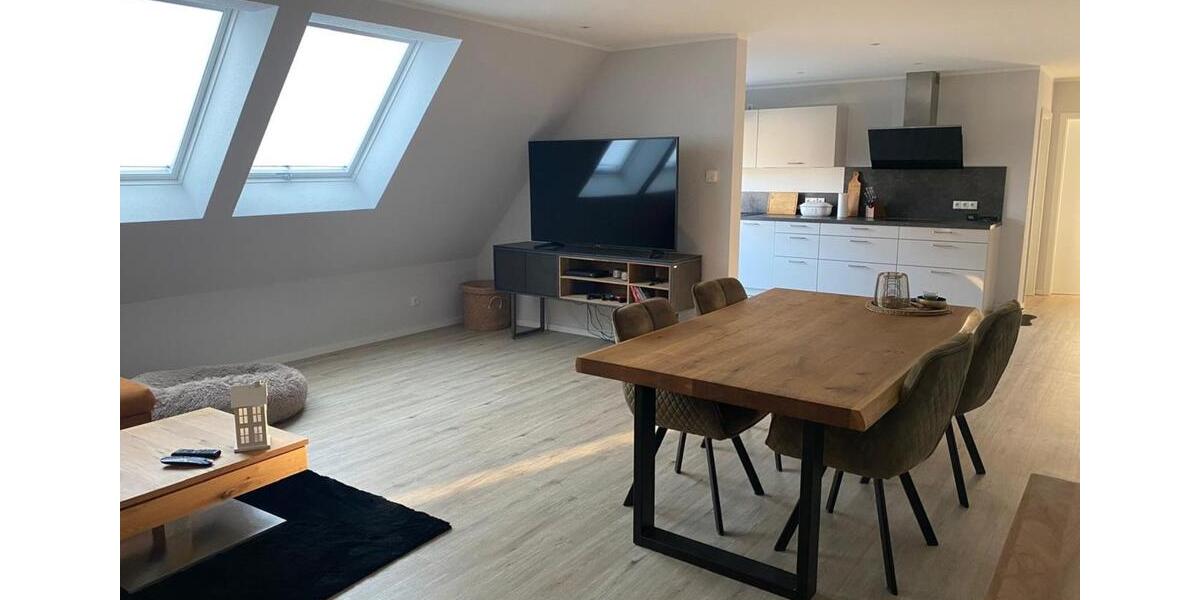 Dachgeschoßwohnung Bocholt Stenern - 4 Zimmer, 110 m&sup2;, 1.380&euro; | Angebot:25822571