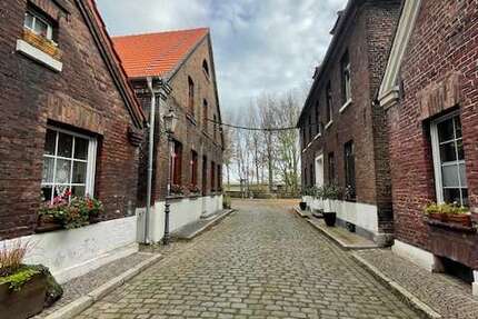 Wohnung Hünxe-Krudenburg Krudenburg - 5 Zimmer, 140 m&sup2;, 1.682&euro; | Angebot:22242178