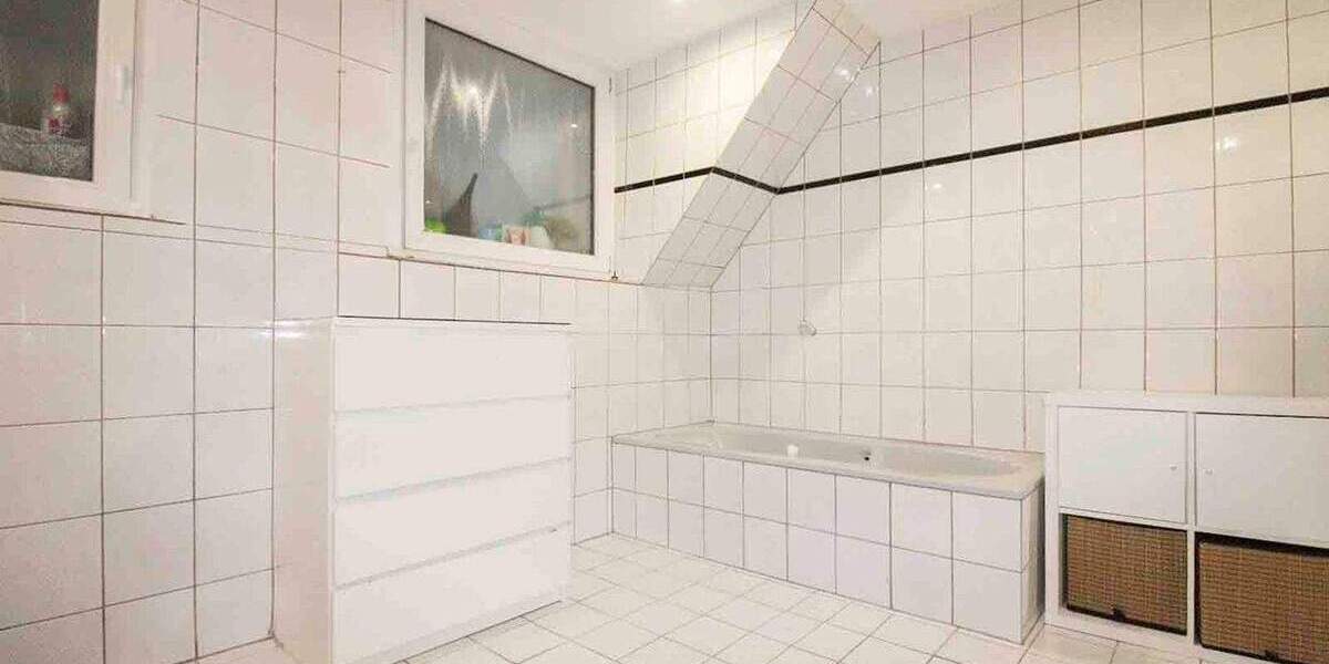 Einfamilienhaus Alpen Veen - 1 Zimmer, 334 m&sup2;, 750.000&euro; | Angebot:25880887