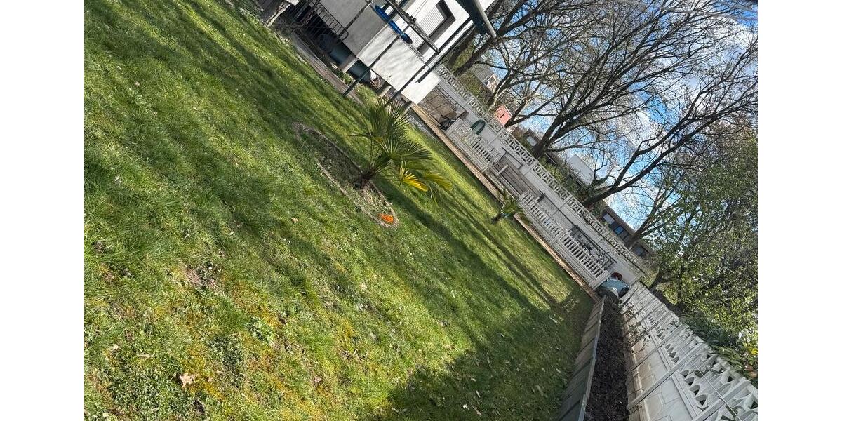 Etagenwohnung Neukirchen-Vluyn Vluyn - 3.5 Zimmer, 85 m&sup2;, 185.000&euro; | Angebot:26100522