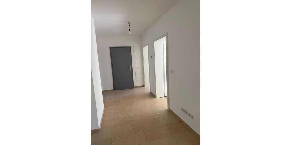 Etagenwohnung Duisburg - 4 Zimmer, 120 m&sup2;, 1.130&euro; | Angebot:26439190
