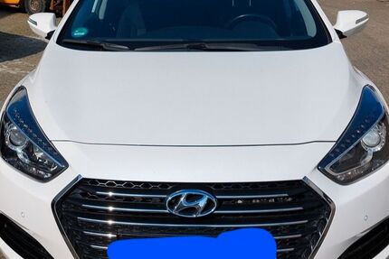 Hyundai i40 181.000 km 7.700 &euro; Rhede 46414