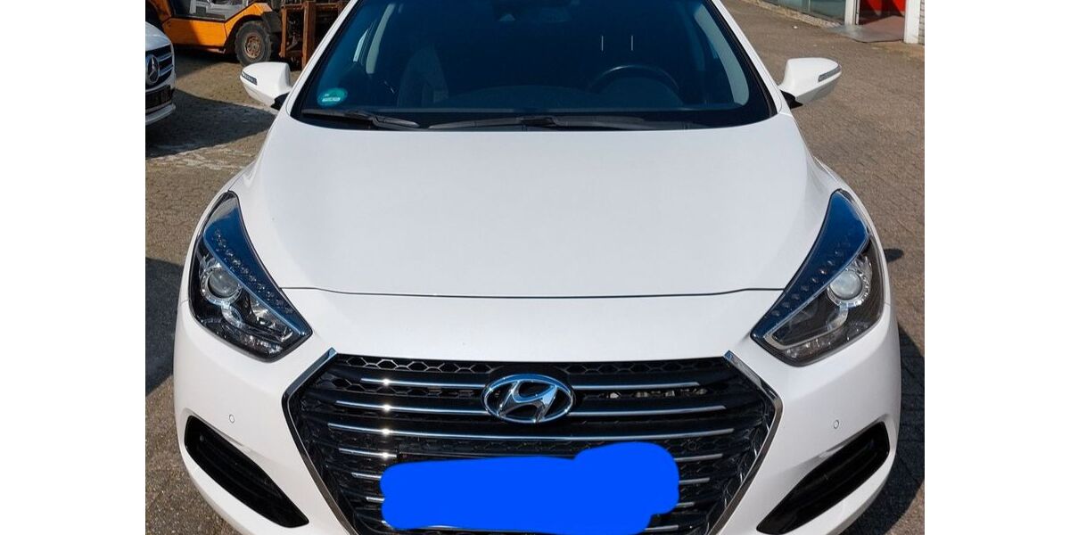 Hyundai i40 181.000 km 7.700 &euro; Rhede 46414