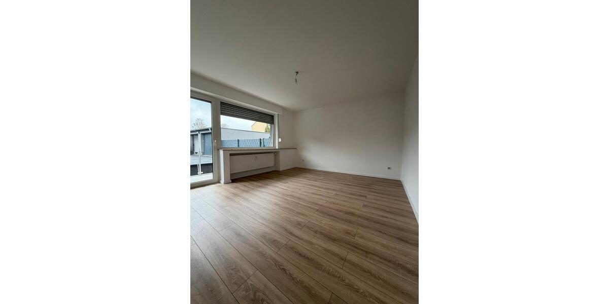 Erdgeschoßwohnung Duisburg Mittelmeiderich - 1 Zimmer, 50 m&sup2;, 700&euro; | Angebot:25986183