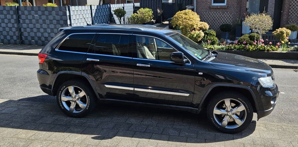 Jeep Grand Cherokee 273.021 km 7.200 &euro; Kevelaer 47626