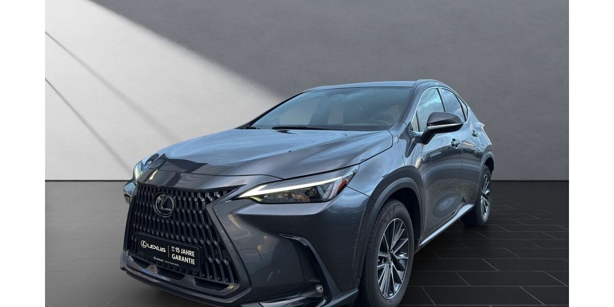Lexus NX 450h 29.806 km 45.490 &euro; Wesel 46485