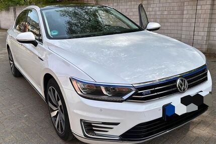 VW Passat 171.000 km 13.490 &euro; Bottrop 46240
