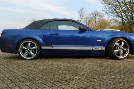 Ford Mustang 90.000 km 42.850 &euro; Uedem 47589