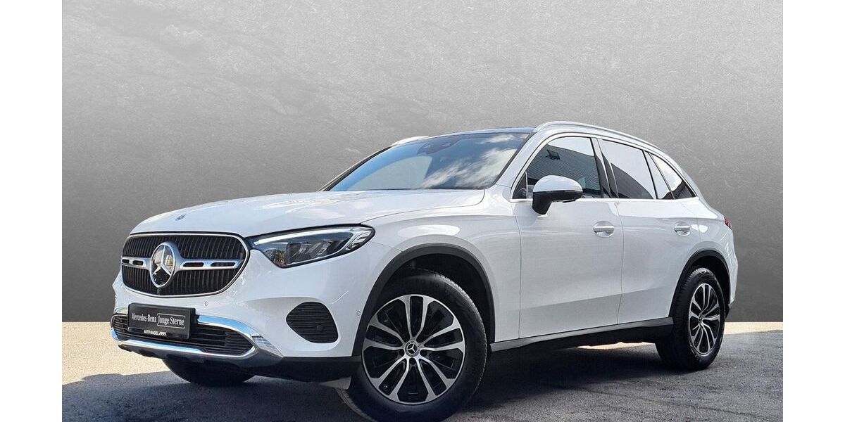 Mercedes-Benz GLC 220 12.874 km 53.409 &euro; Dinslaken 46535