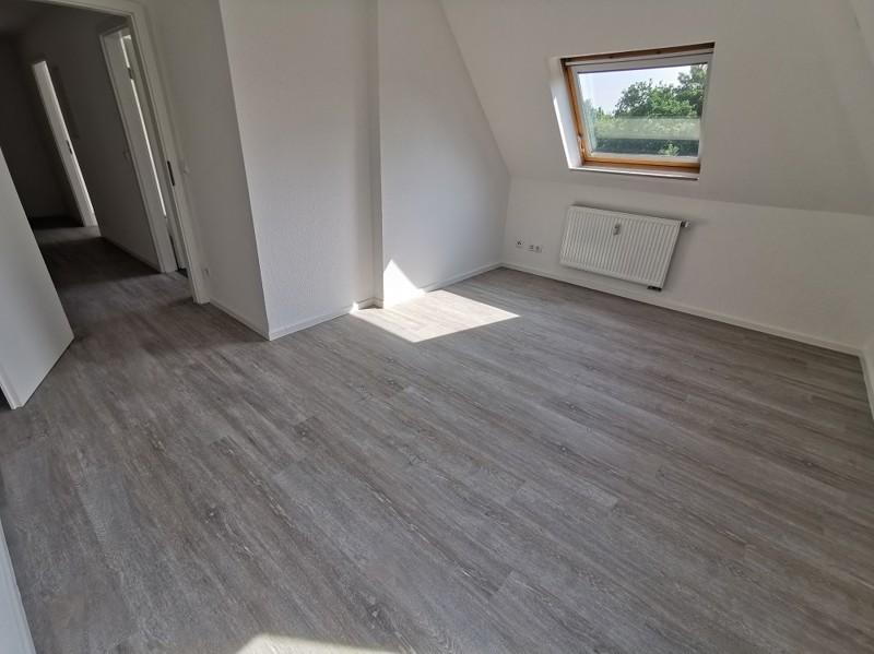 Dachgeschoßwohnung Gladbeck Brauck - 3 Zimmer, 66 m&sup2;, 485&euro; | Angebot:23949315