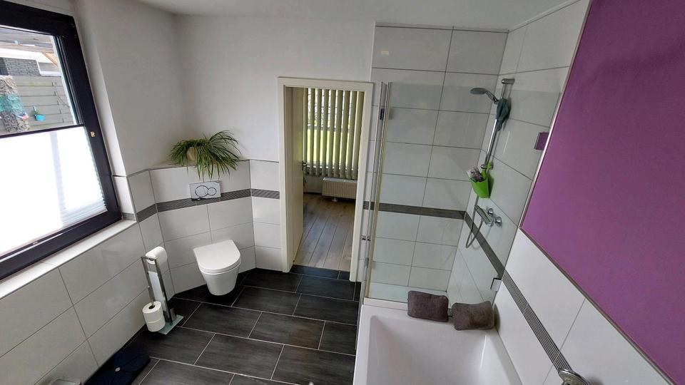 Bungalow Neukirchen-Vluyn Vluyn - 8 Zimmer, 160 m&sup2;, 449.000&euro; | Angebot:26075537