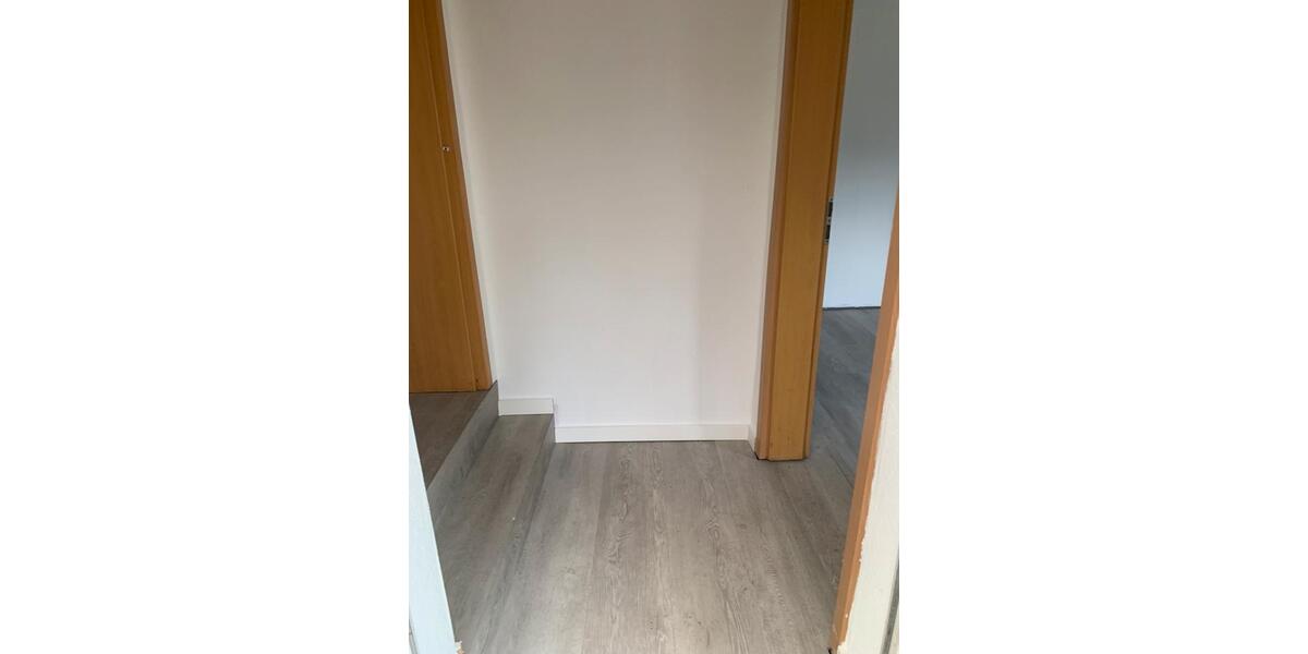 Mehrfamilienhaus, Wohnhaus Duisburg Duisburg-Mitte - 10 Zimmer, 155 m&sup2;, 400.000&euro; | Angebot:25934804