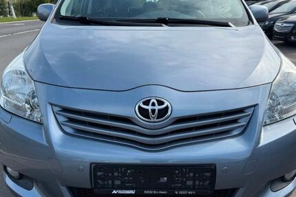 Toyota Verso 116.000 km 9.900 &euro; Alpen 46519