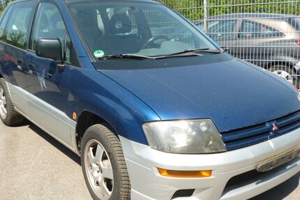 Mitsubishi Space Runner 280.000 km 850 &euro; Bottrop 46238