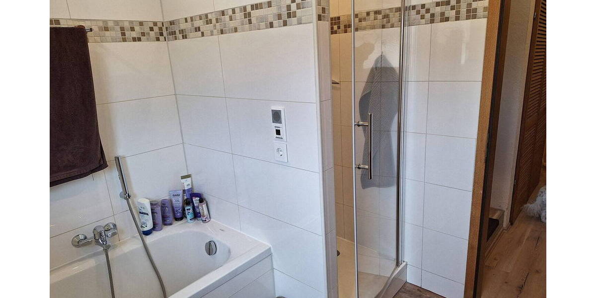 Reihenmittelhaus Gladbeck Butendorf - 6 Zimmer, 136 m&sup2;, 429.000&euro; | Angebot:26512862