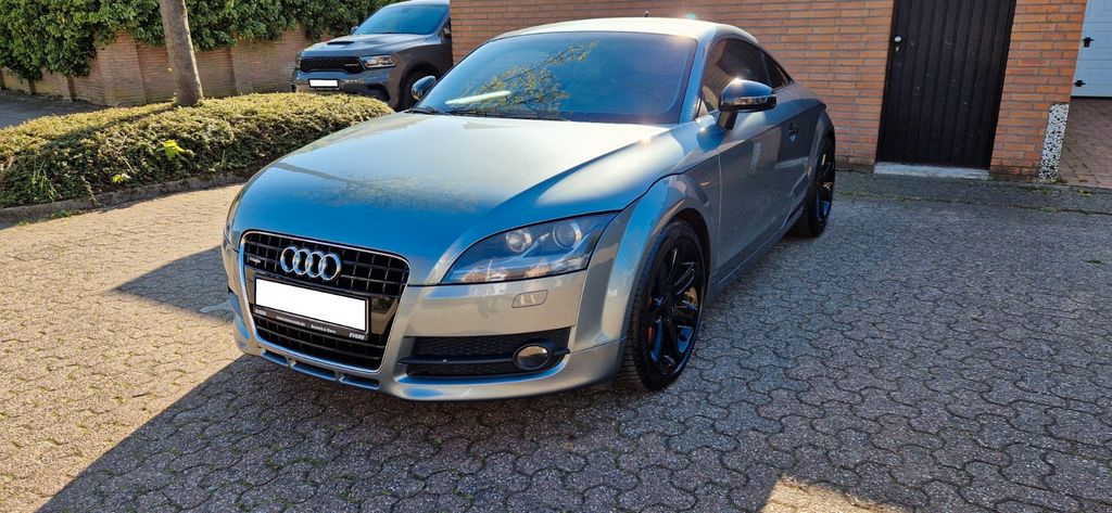 Audi TT 224.000 km 8.900 &euro; Bocholt 46397