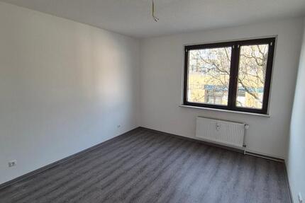 Wohnung Duisburg Mittelmeiderich - 2 Zimmer, 45 m&sup2;, 395&euro; | Angebot:26007075