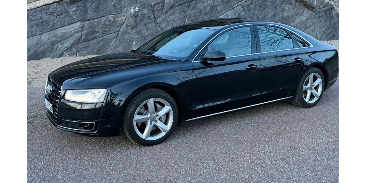 Audi A8 200.799 km 20.500 &euro; Dinslaken 46537