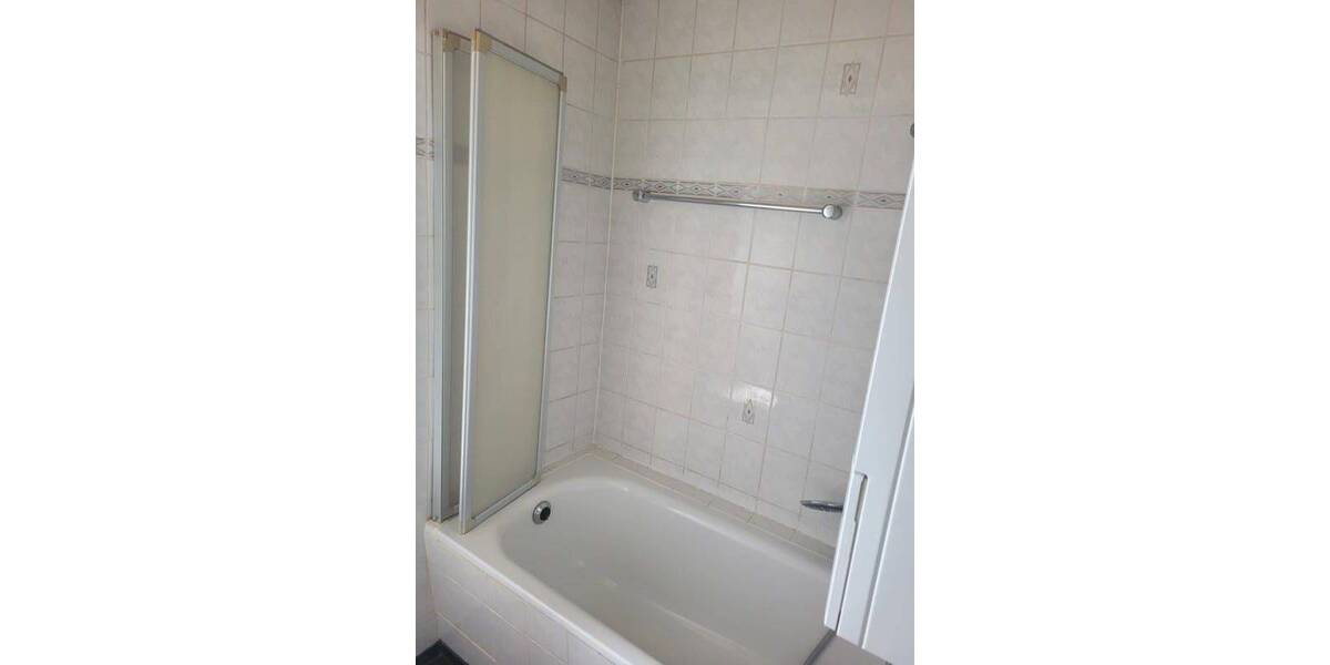 Etagenwohnung Duisburg Neumühl - 3 Zimmer, 78 m&sup2;, 460&euro; | Angebot:26684592