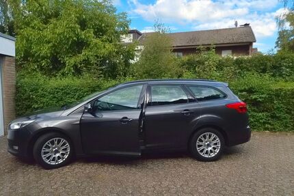 Ford Focus 166.000 km 4.800 &euro; Bocholt 46399