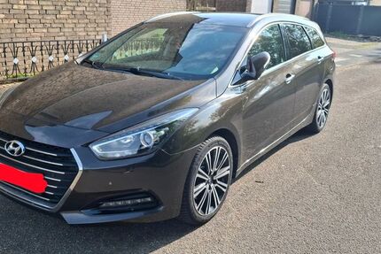 Hyundai i40 116.000 km 18.888 &euro; Issum 47661