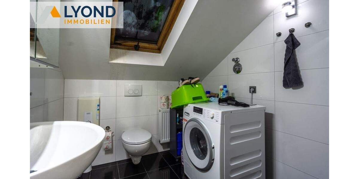 Etagenwohnung Moers Repelen - 4 Zimmer, 90 m&sup2;, 145.000&euro; | Angebot:25676842