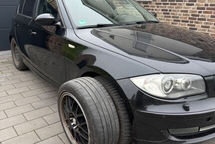 BMW 118 276.000 km 2.999 &euro; Kerken 47647